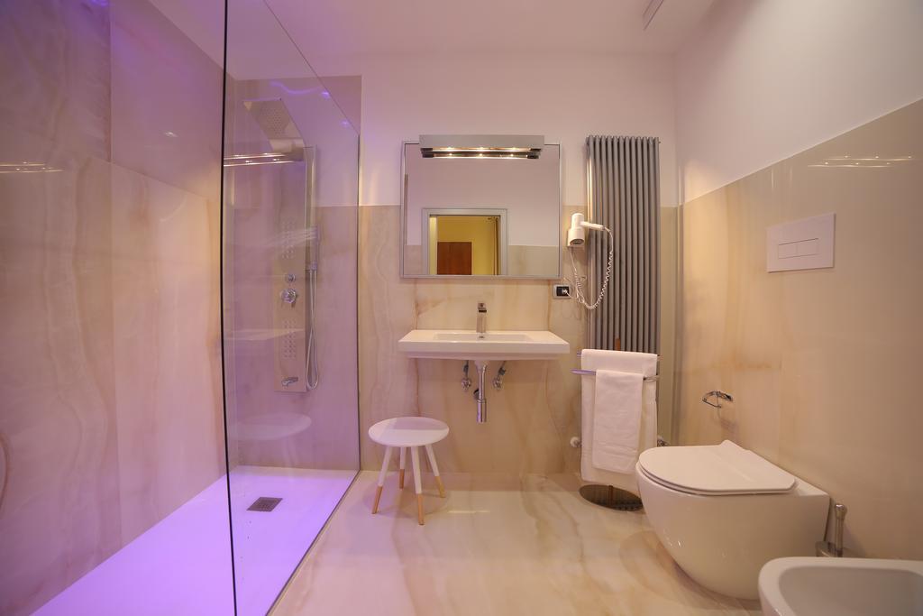 Olympus Capua Hotel Buitenkant foto